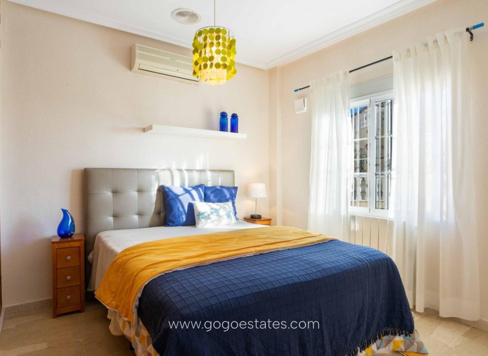 Venta - Casa - Chalet Independiente - Orihuela - La Florida