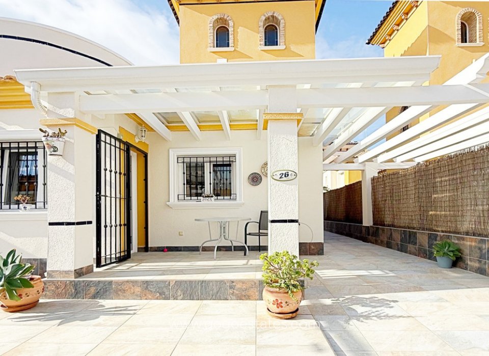 Venta - Casa - Chalet Independiente - Orihuela - Los Altos