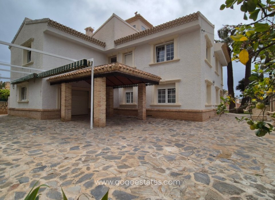 Venta - Casa - Chalet Independiente - Orihuela - Orihuela Centro