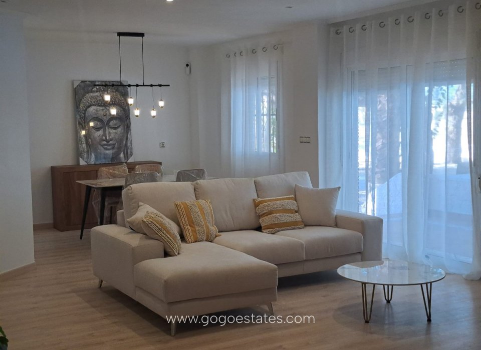 Venta - Casa - Chalet Independiente - Orihuela - Orihuela Centro