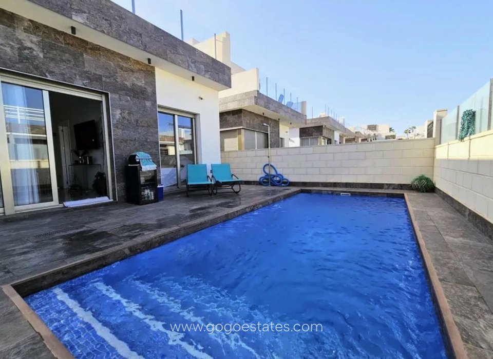 Venta - Casa - Chalet Independiente - Orihuela - Villamartin