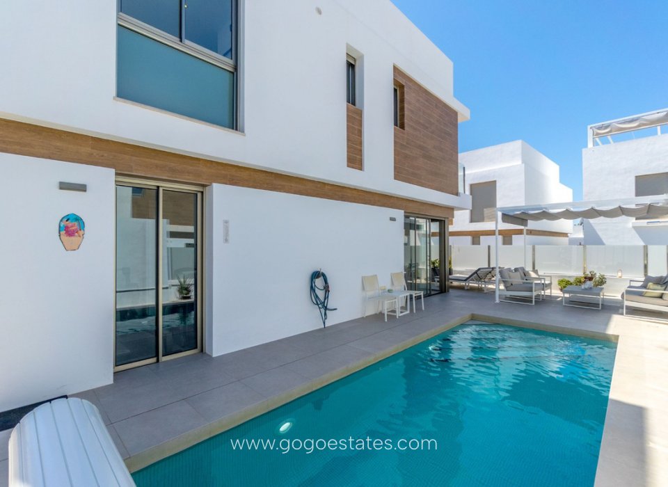 Venta - Casa - Chalet Independiente - Orihuela - Villamartin