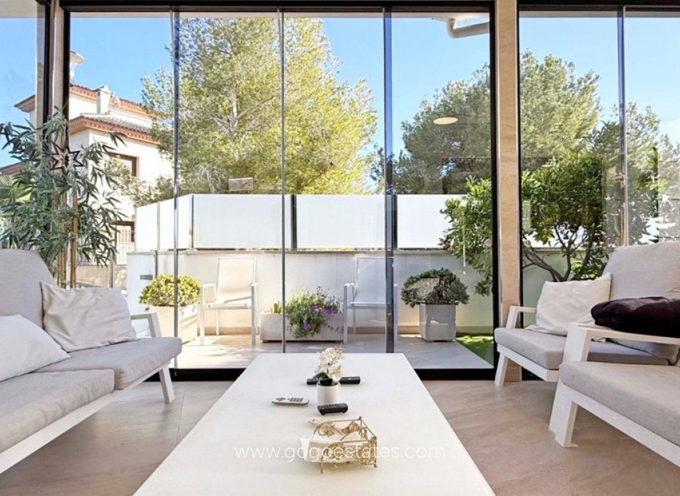 Venta - Casa - Chalet Independiente - Orihuela - Villamartin