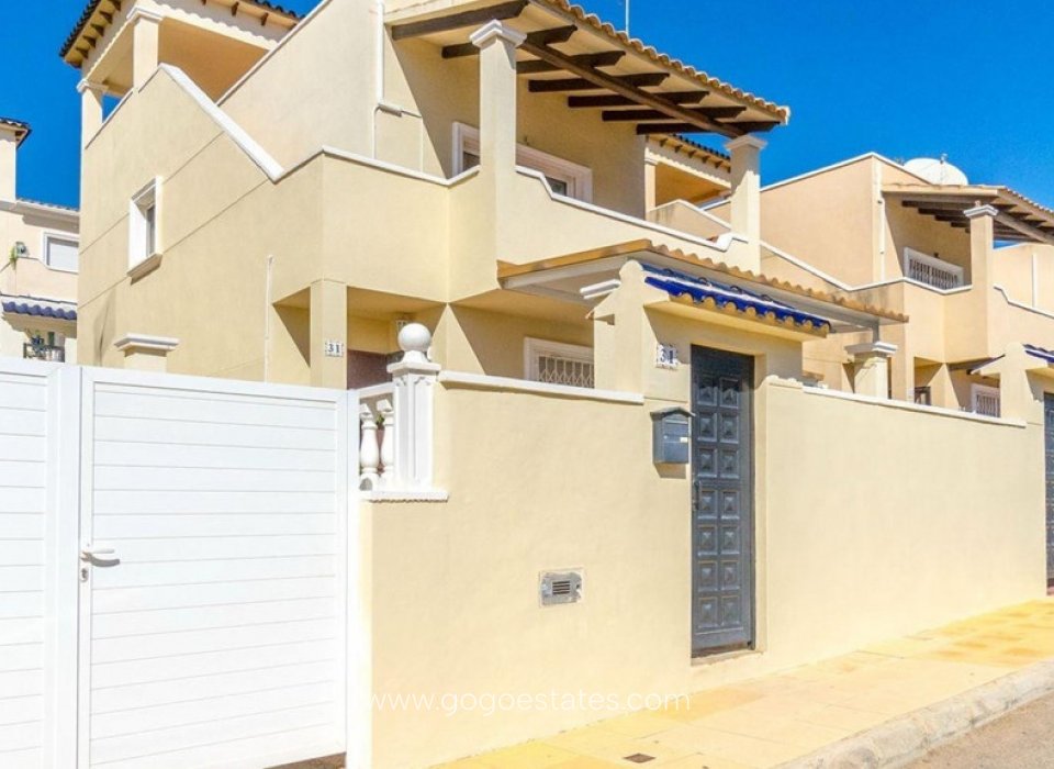 Venta - Casa - Chalet Independiente - Orihuela - Villamartin