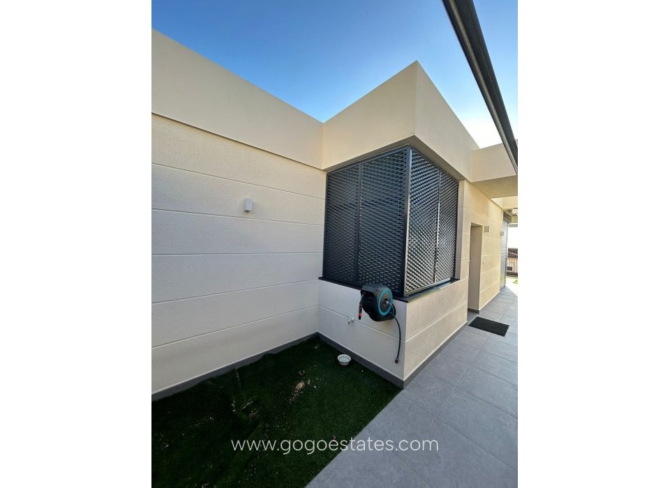 Venta - Casa - Chalet Independiente - Polop - Polop Centro