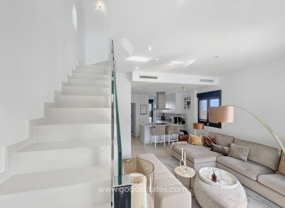 Venta - Casa - Chalet Independiente - Polop - Polop Centro