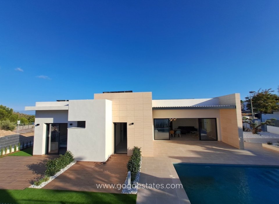 Venta - Casa - Chalet Independiente - Polop - Polop Centro