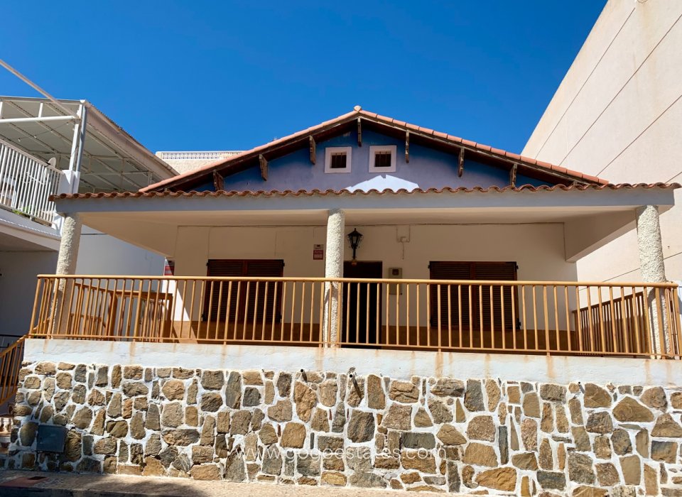 Venta - Casa - Chalet Independiente - San Juan de los Terreros - San Juan de los Terreros  centro