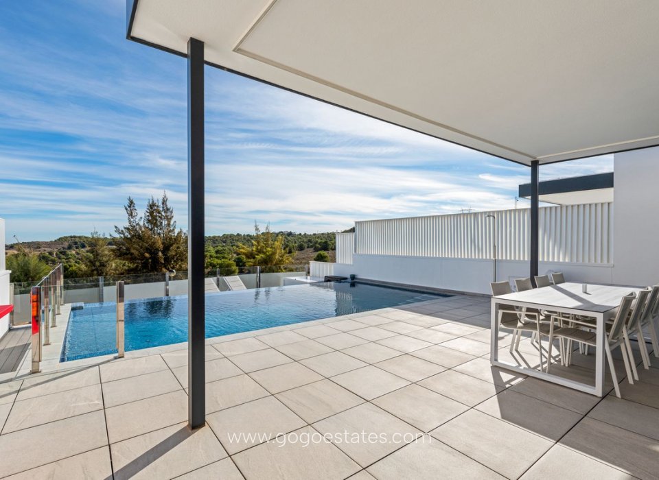 Venta - Casa - Chalet Independiente - San Miguel De Salinas - San Miguel de Salinas Centro