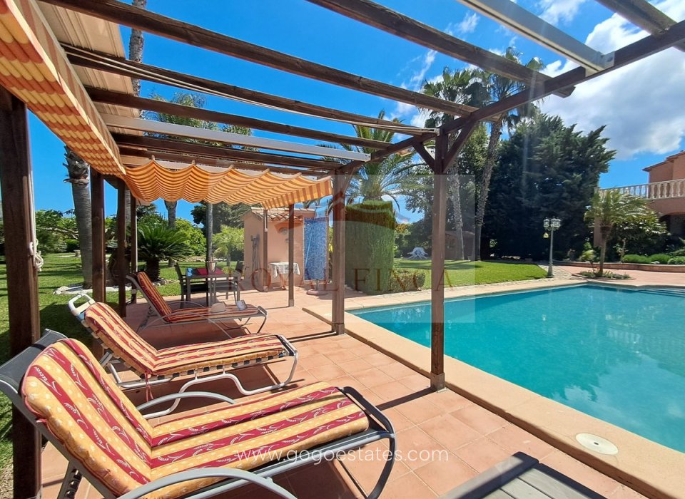 Venta - Casa - Chalet Independiente - Sanet y Negrals