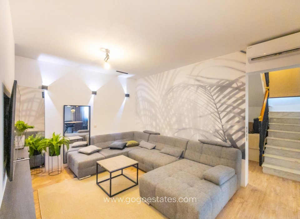 Venta - Casa - Chalet Independiente - Torrevieja - Nueva Torrevieja