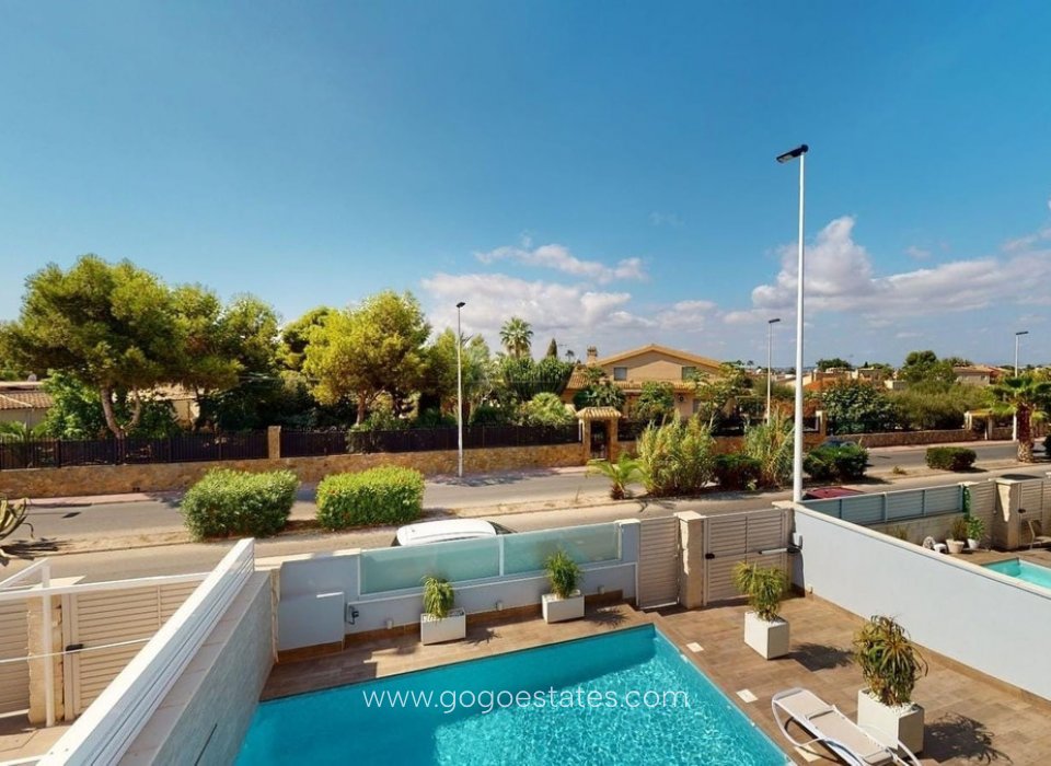 Venta - Casa - Chalet Independiente - Torrevieja - Torrevieja Centro