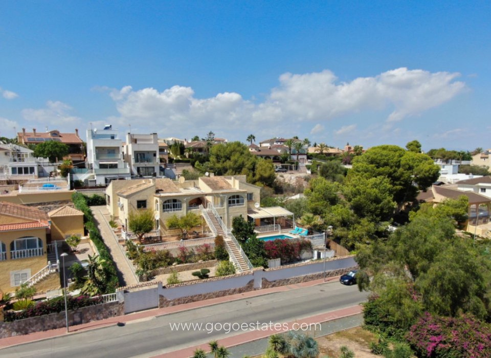 Venta - Casa - Chalet Independiente - Torrevieja - Torrevieja Centro