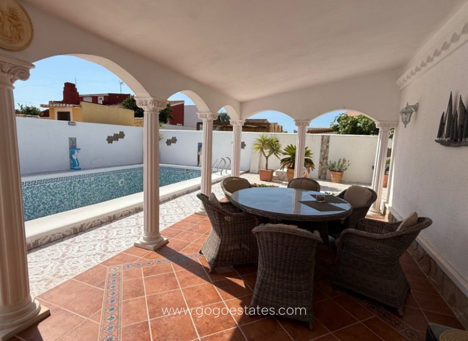 Venta - Casa - Chalet Independiente - Torrevieja - Torrevieja Centro