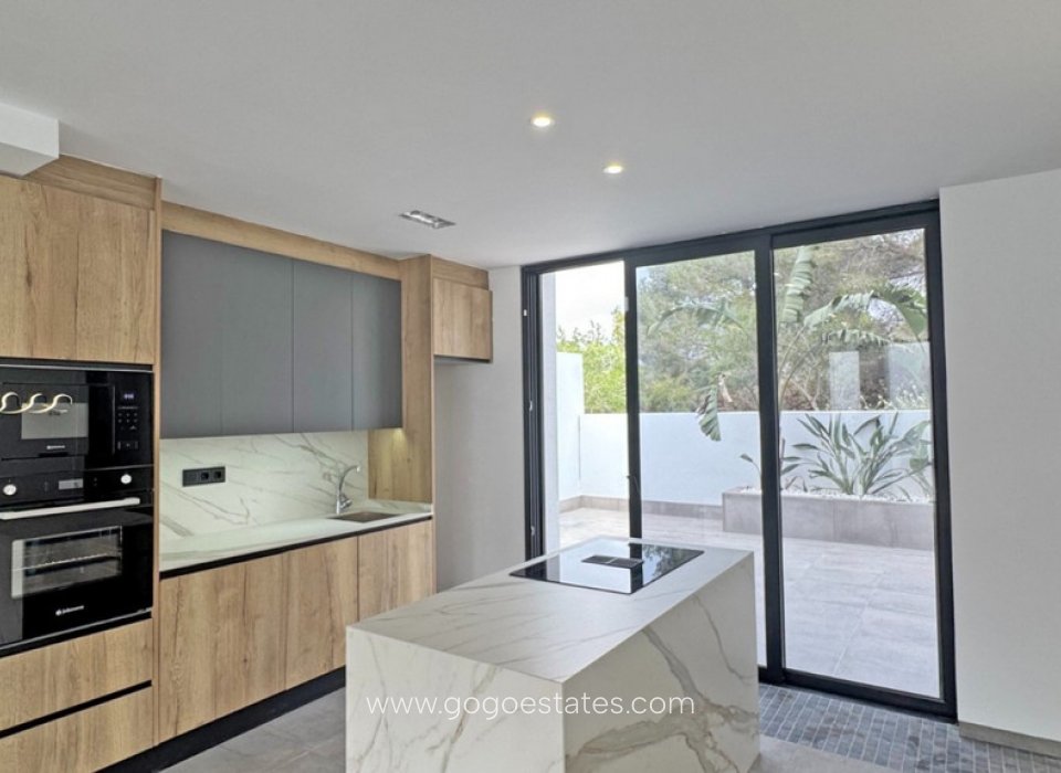 Venta - Casa - Chalet Independiente - Torrevieja - Torrevieja Centro