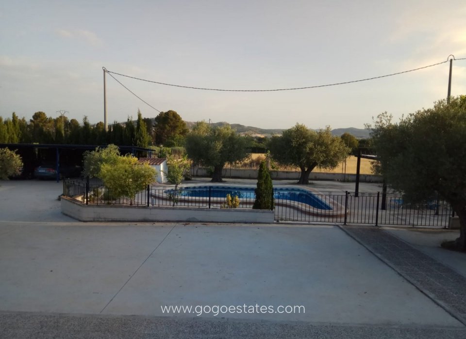 Venta - Casa - Chalet Independiente - Yecla - Yecla Centro