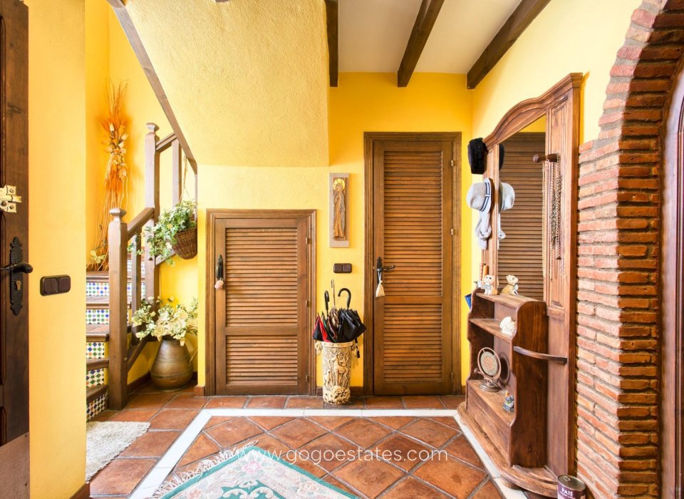 Venta - Villa / Chalet - Benahavís - Costa del Sol