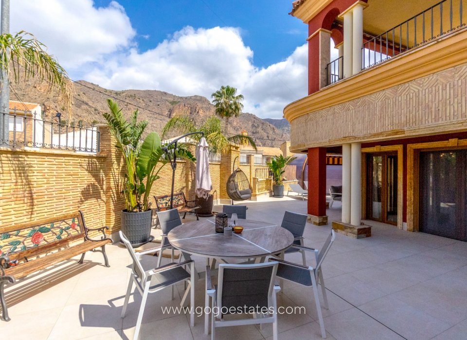 Venta - Villa / Chalet - Orihuela