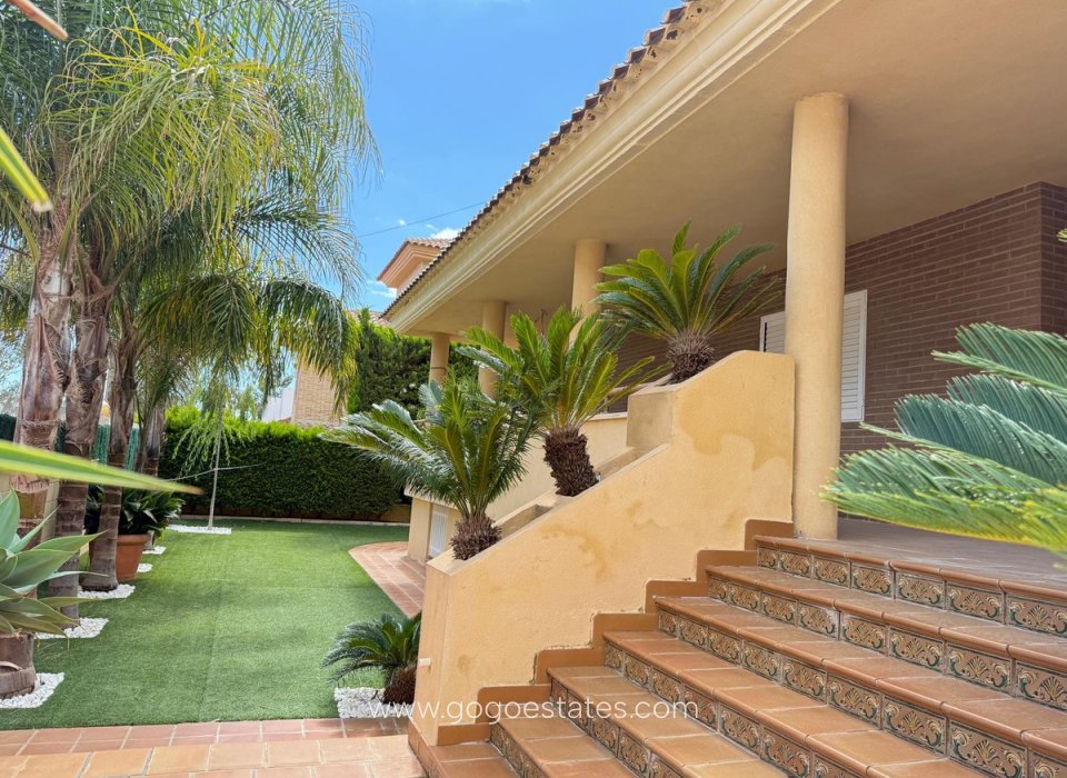 Venta - Villa / Chalet - Puerto de mazarron - Bolnuevo