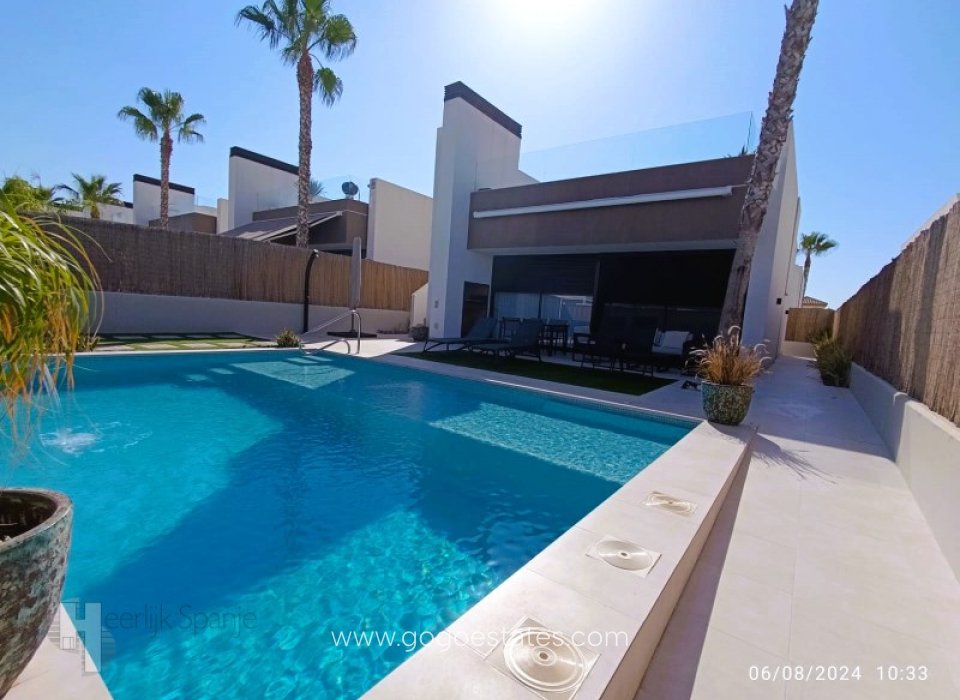 Venta - Villa / Chalet - San Javier - Murcia