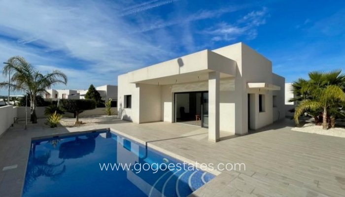 Villa / Chalet - Obra Nueva - Rafal - polideportivo