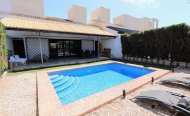 Villa / Chalet - Venta - San Javier - R5129026