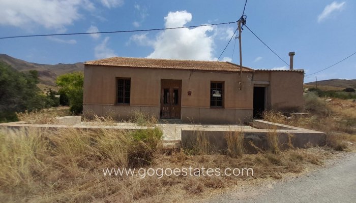 Villa / Chalet - Venta - Torre - Pacheco - Perín