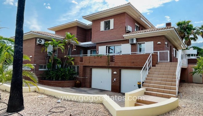 Villa - Resale - Benidorm - Benidorm