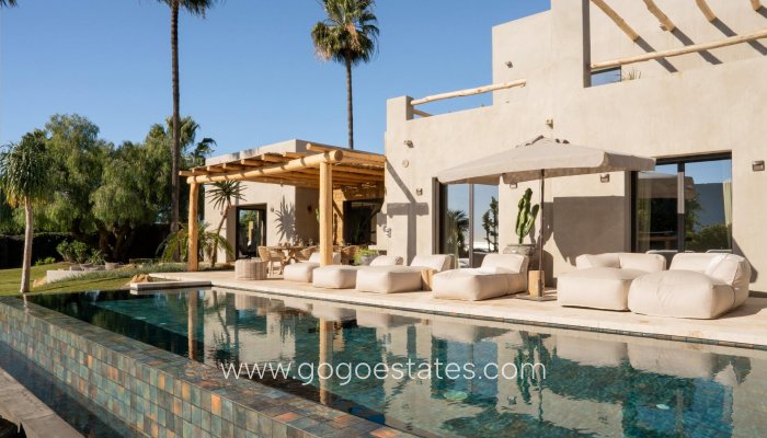 Villa - Resale - Estepona - Parque Selwo Aventura