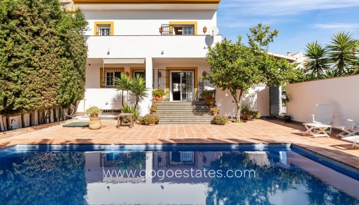 Villa - Resale - San Pedro de Alcantara - San Pedro Pueblo