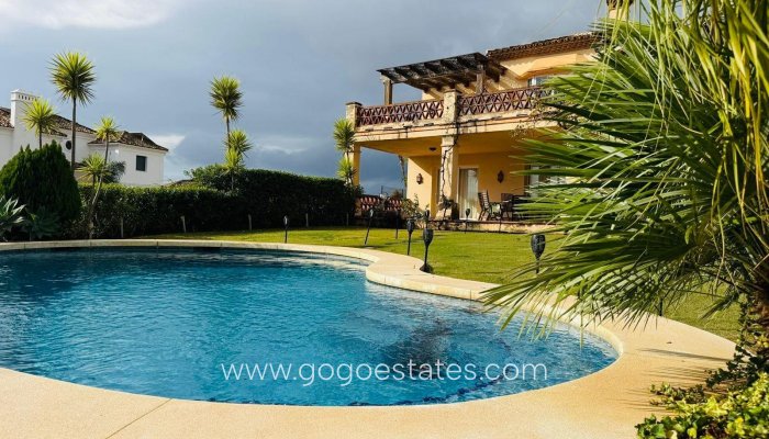 Villa - Te koop - Casares - Casares Golf - Casares del Sol