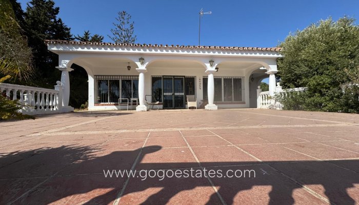 Villa - Wiederverkauf - Estepona - Paraiso-Barronal
