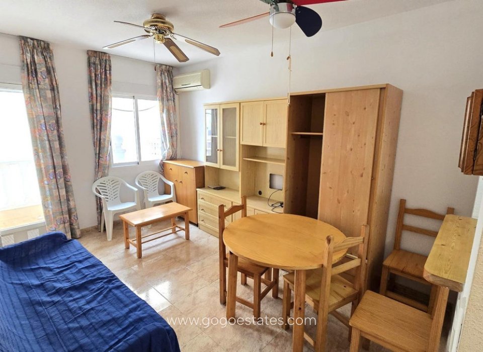 Wiederverkauf - Apartment - Studio im mittleren Stock - Torrevieja - Playa del Cura