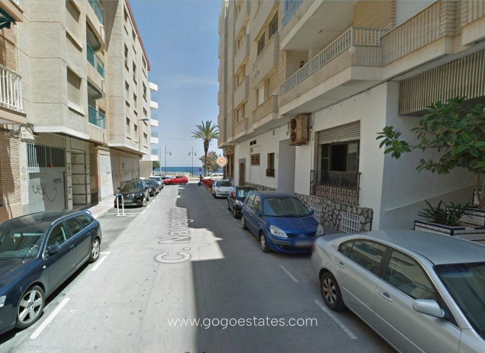 Wiederverkauf - Gewerbe - Garage - Torrevieja - Playa del Cura