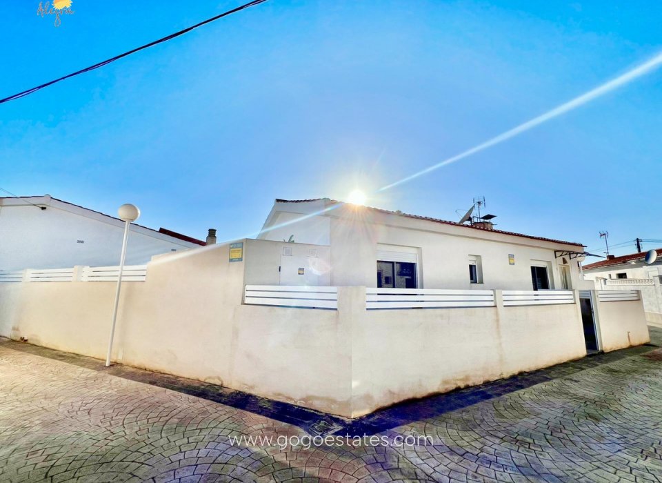 Wiederverkauf - Haus - Bungalow - Torrevieja - Torrevieja Centro