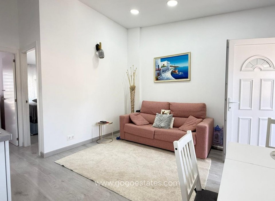 Wiederverkauf - Haus - Bungalow - Torrevieja - Torrevieja Centro