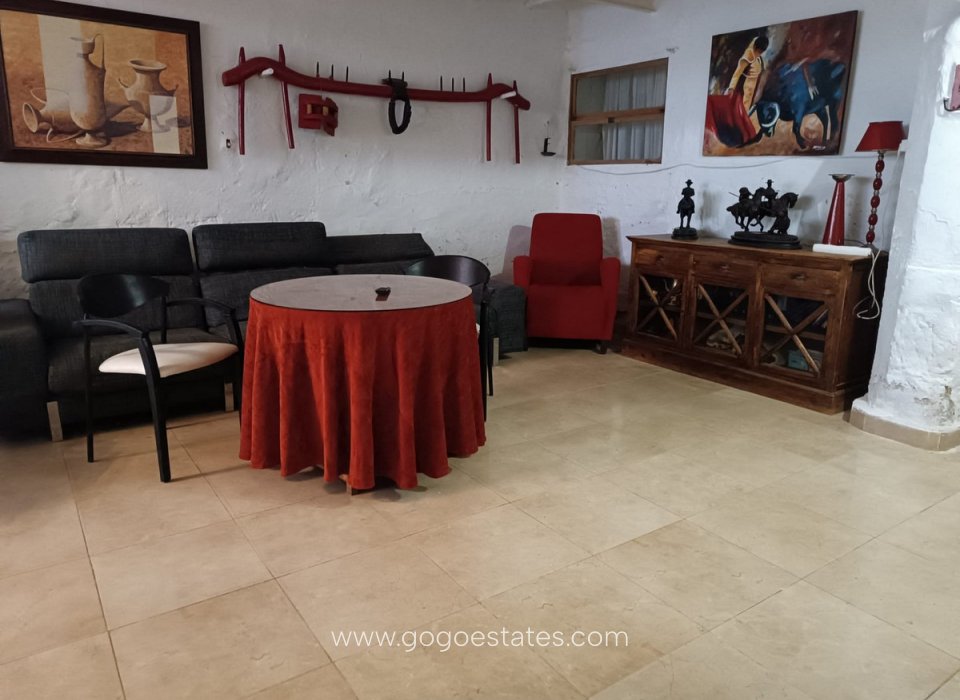 Wiederverkauf - Haus - Finca - Cortijo - Yecla - Yecla Centro