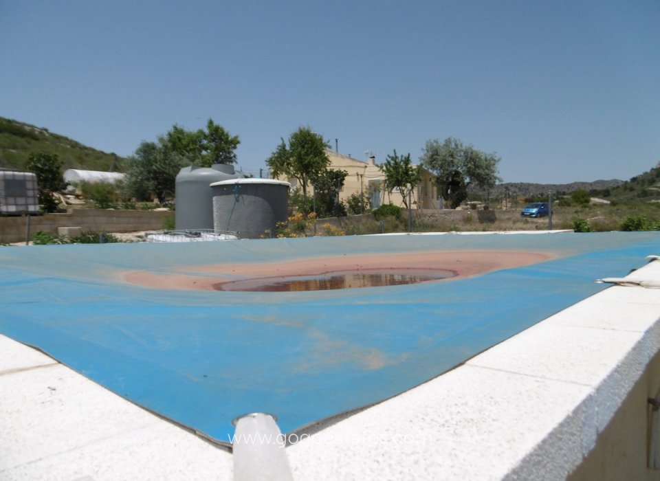 Wiederverkauf - Haus - Finca - Cortijo - Yecla - Yecla Centro