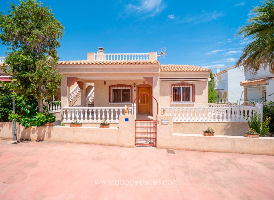 Wiederverkauf - Haus - Freistehende Villa - Algorfa - Algorfa Centro