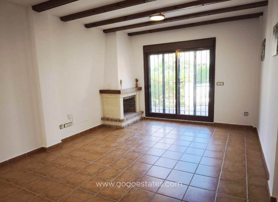 Wiederverkauf - Haus - Freistehende Villa - Algorfa - Algorfa Centro