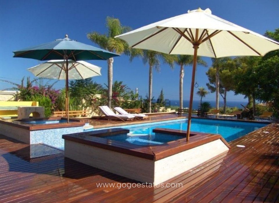 Wiederverkauf - Haus - Freistehende Villa - Altea - Altea Centro