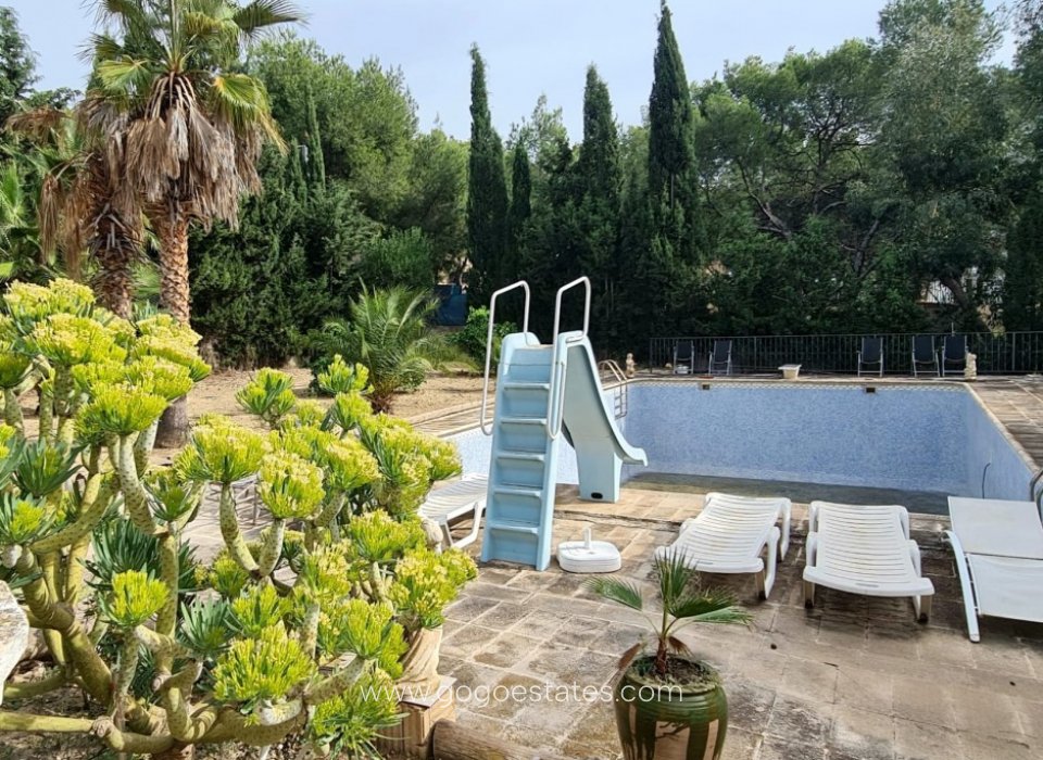 Wiederverkauf - Haus - Freistehende Villa - Benidorm - Benidorm Centro