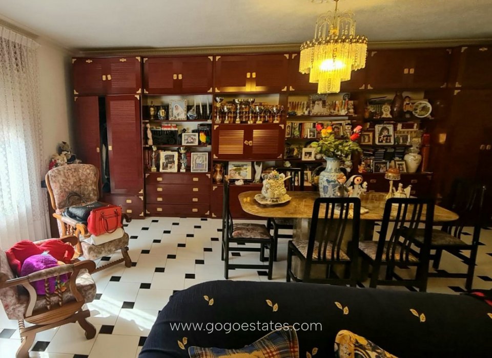 Wiederverkauf - Haus - Freistehende Villa - Benidorm - Benidorm Centro