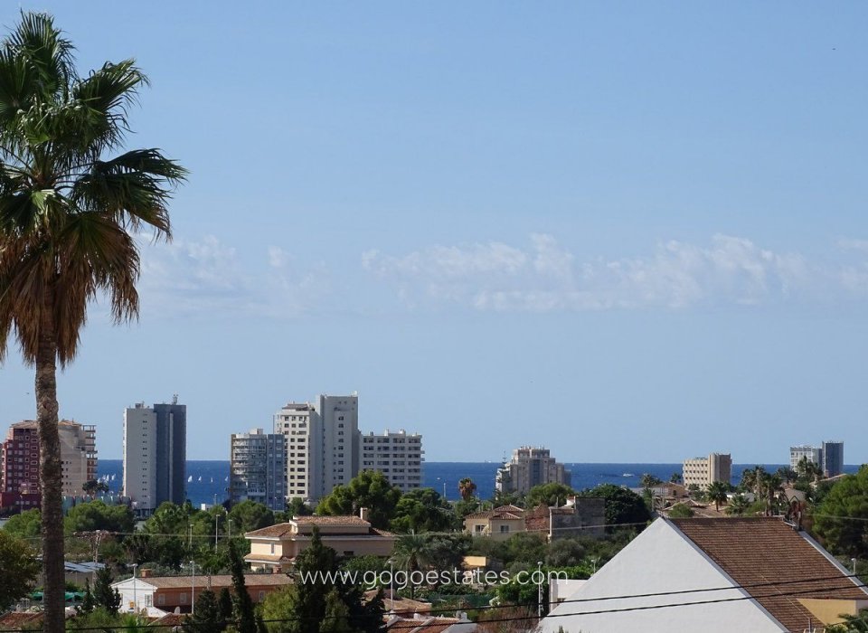 Wiederverkauf - Haus - Freistehende Villa - Calpe - Calpe Centro