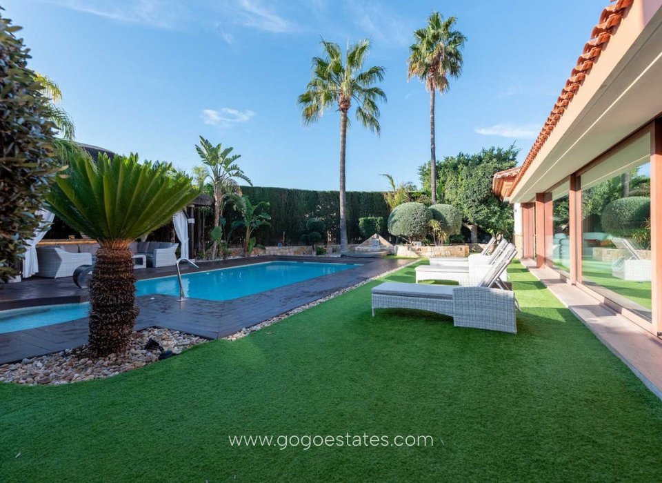 Wiederverkauf - Haus - Freistehende Villa - Calpe - Calpe Centro