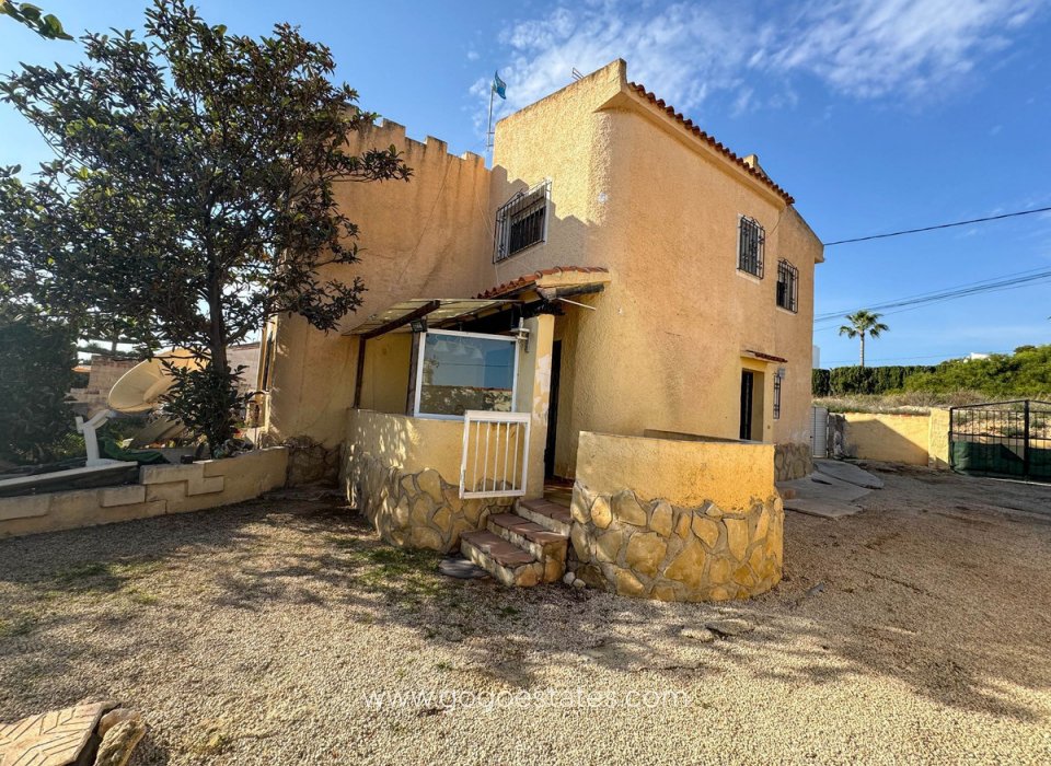 Wiederverkauf - Haus - Freistehende Villa - Calpe - Calpe Centro