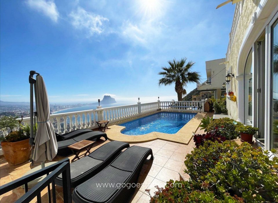 Wiederverkauf - Haus - Freistehende Villa - Calpe - Calpe Centro