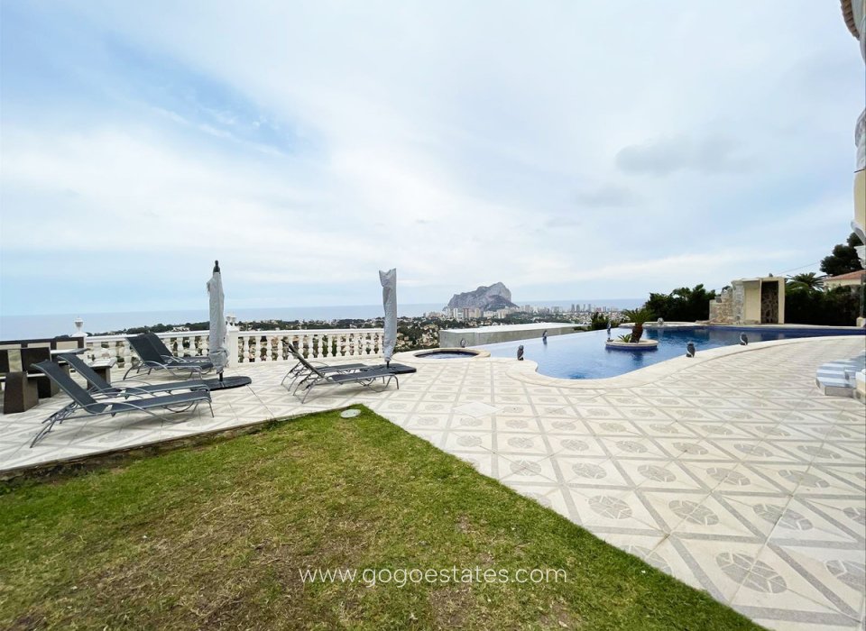 Wiederverkauf - Haus - Freistehende Villa - Calpe - Calpe Centro