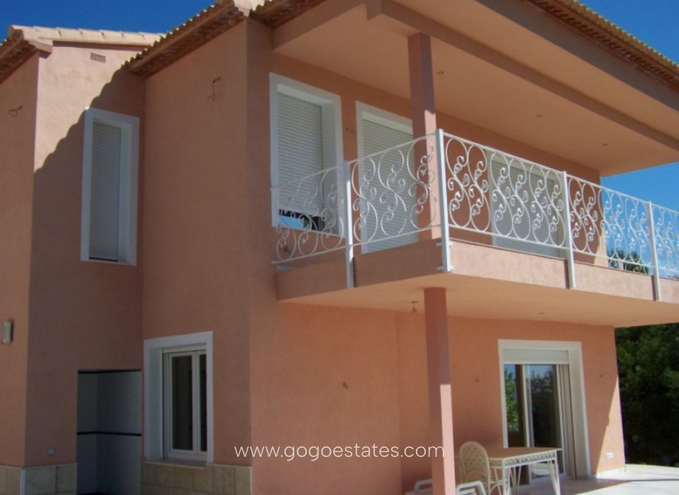 Wiederverkauf - Haus - Freistehende Villa - Calpe - Calpe Centro