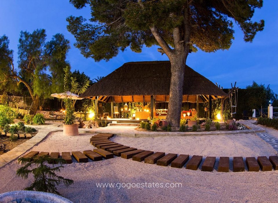 Wiederverkauf - Haus - Freistehende Villa - Calpe - Calpe Centro